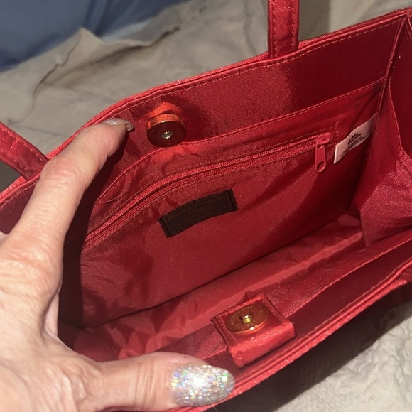 Beautiful Giorgio Beverly Hills small evening tote - Picture 2 of 10